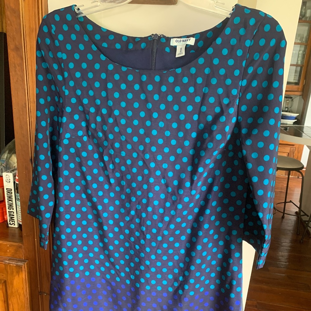 Adorable old navy descending dots dress. Never worn